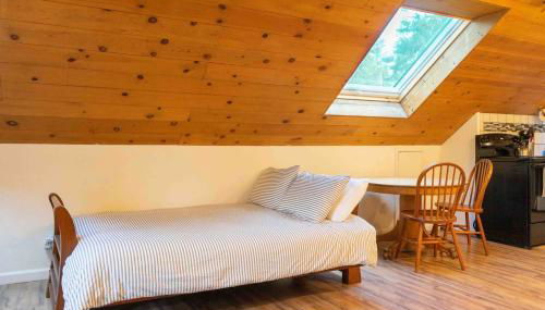 Hawks Nest- Perfect Getaway in Shaver Lake - Foto 3