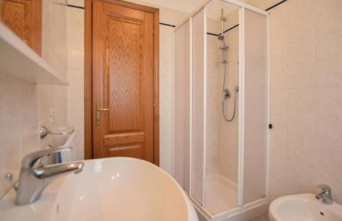 3 Bedroom Cozy Home In Massarosa - Foto 22