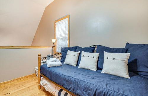 Spacious Home in Helen with Porch and Balcony! - Foto 30