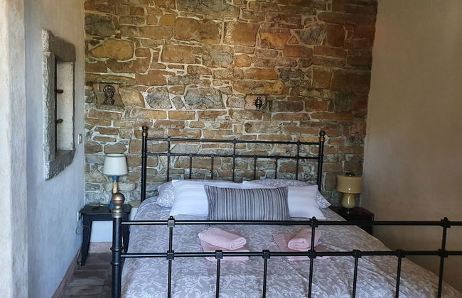 Monfort Apartments - Photo 9