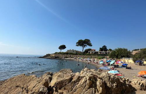 Studio 3 pers climatisé rénové, au calme, idéalement situé proche St Raphael-St Tropez, plage et commerces à pieds - Foto 39