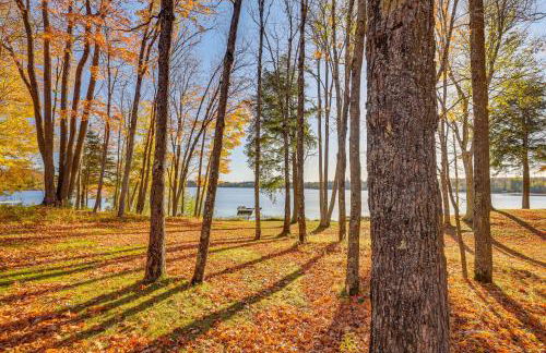 Private Dock, BBQ Ready Lakefront Fifield Home! - Foto 28