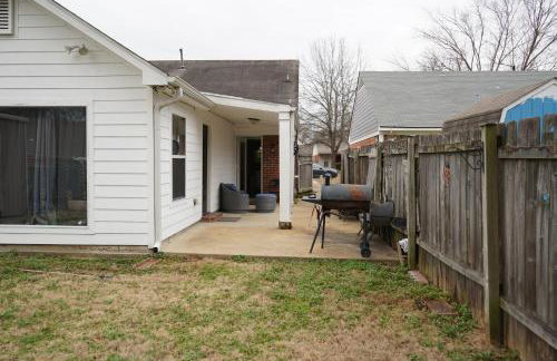 Modern and Cozy 3BR Memphis with Jetted Tub - Foto 41