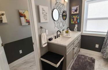 Newly Built Waterfront home w/Amazing Views - Foto 18