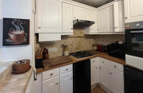 Charming Cotswold cottage with stunning views - Foto 8