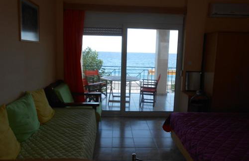 ASIMENIA STUDIOS - Photo 1