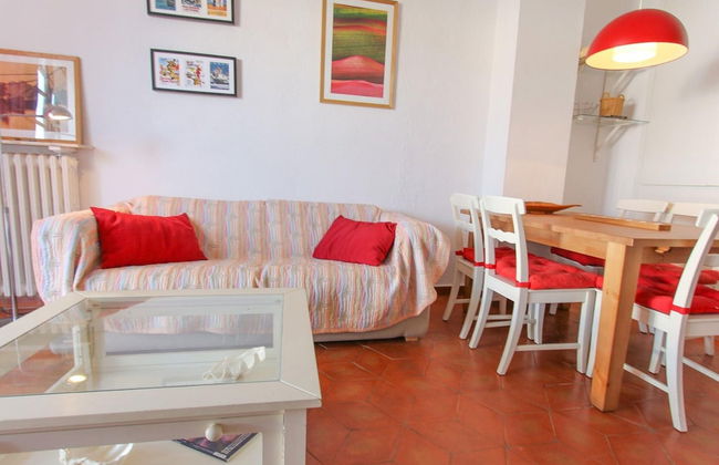 Pleasant Holiday Home in Port Grimaud With Garden - Photo 12