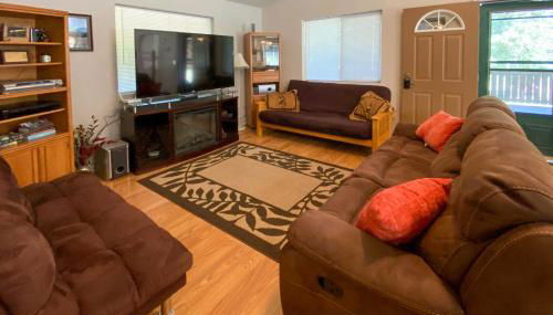 Private 2-Acre Retreat with MTN Views, Walk to River - Foto 3