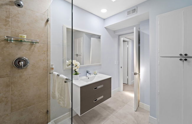 4BR Intracoastal Retreat With Pool, Games & More! - Foto 30