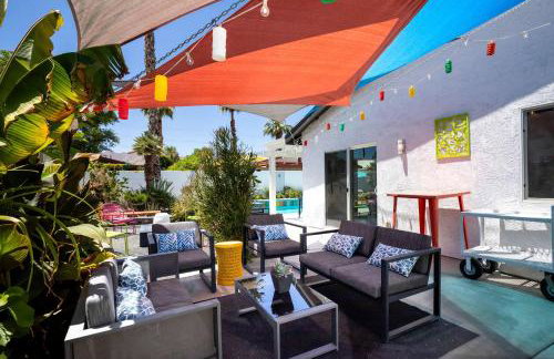 Demuth Park Desert Oasis - Pool - Tiki Room - Foto 14