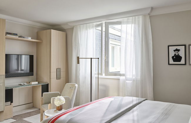 Hôtel Plaza Athénée - Dorchester Collection - Foto 7