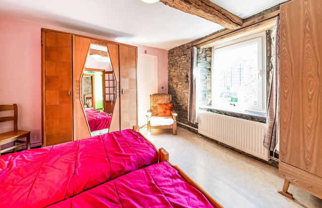 Forestside Escape for 15 Guests - Photo 11