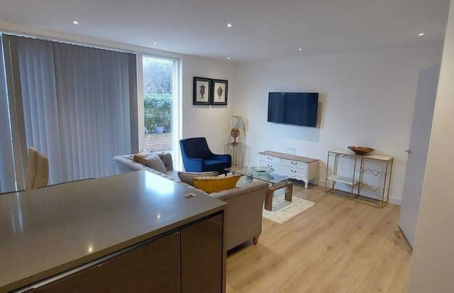 2 Bed Property Close to Heathrow Airport - Foto 31