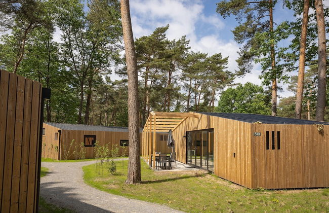 Chalet Near Eindhoven in a Green Oasis - Photo 1
