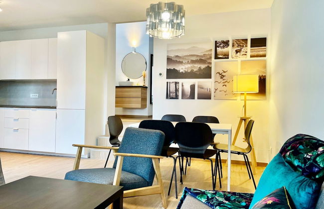 Luxury 2BR 2BA Near Fashion District by Oneluxstay - Foto 32