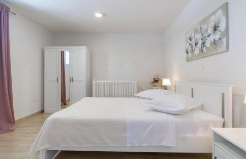 Villa with Sea View - Private Heated Pool - Foto 28