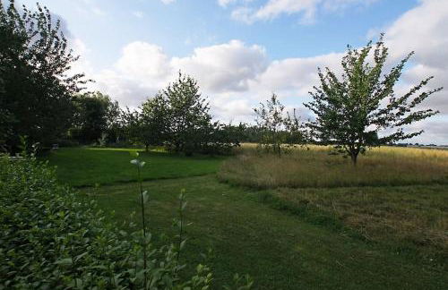 Cozy cottage overlooking fields, Upwell - Foto 3