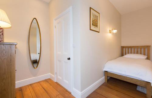 Queen Ann's Close - Photo 40