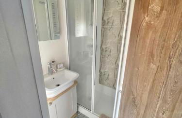 Hartland Lodge - White Cross Bay Holiday Park - Foto 2