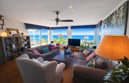 Villa Sitges Altavista Amazing View South oriented Calm Area AC Beach 2 minutes Drive and 18 minutes Walk - Foto 9