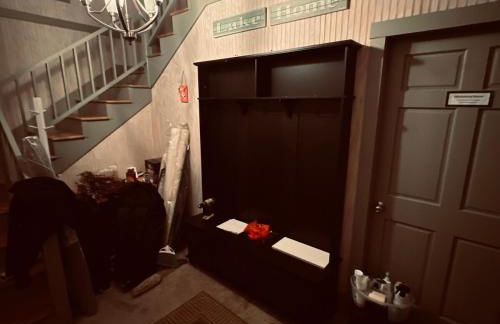 More Boathouse than Lakehouse - Foto 7