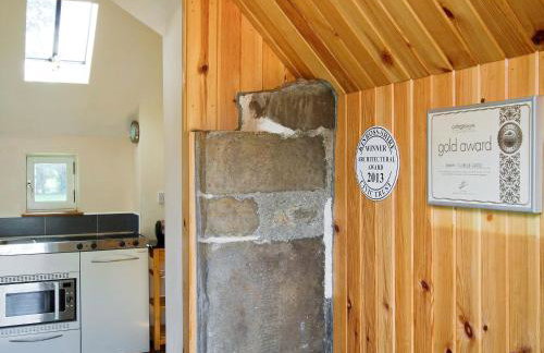 Tullibole Castle Longhouse - Photo 6