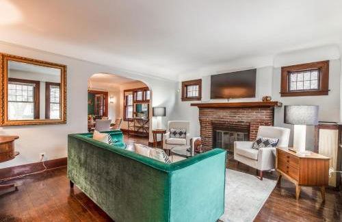 Glamorous Green Beauty in the Heart of University District 15min to Downtown - Foto 2