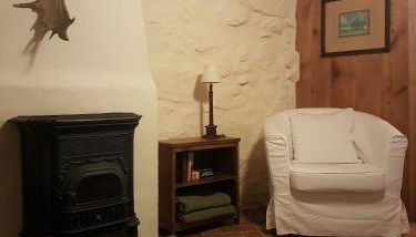 Abrigo Montesinho - Foto 1