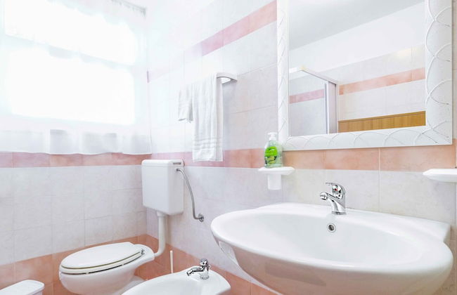 LunaMia & Pool - Photo 13