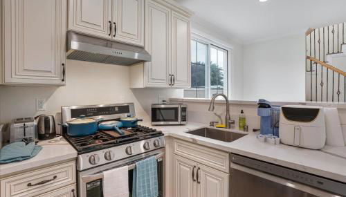 Stylish Pasadena Stay Near Old Town & Rose Bowl - Photo 5