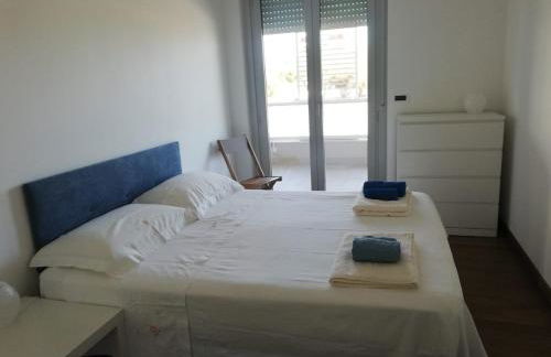 White-blue vibes, seafront 2-bedroom apt - Foto 11