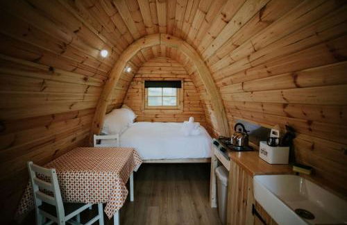 Willow Cabin & Hot Tub - Foto 4