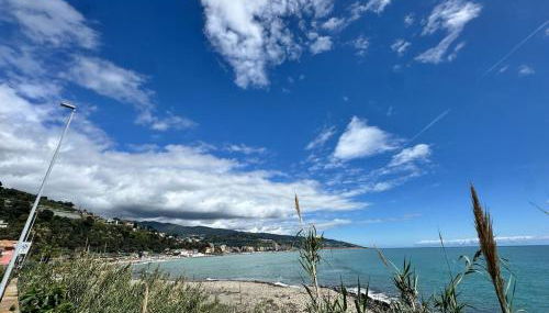 Splendida Casa vista mare per 4 persone di fronte alle spiagge di Bussana - Foto 5