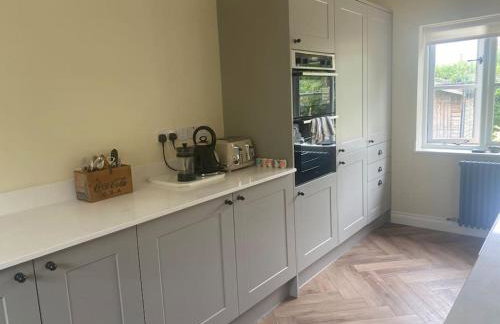 Lovely quiet cottage Sleeps 4 adults, 4 children, Dog Friendly - Photo 71