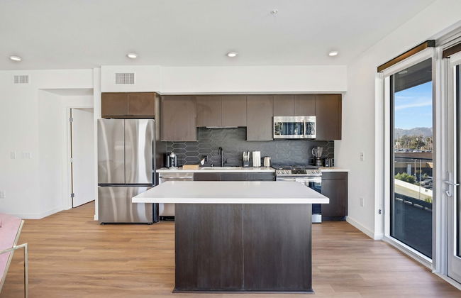 Luxury 2BR Hollywood Sign View by Oneluxstay - Foto 19