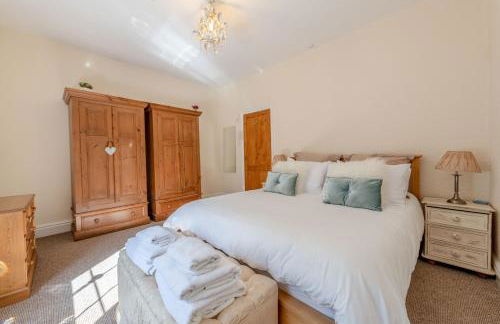 Labernum Cottage, Ingleton Village, Yorkshire Dales National Park, Famous Three Peaks, Near The Lake District, Pets Are Welcome, Direct Parking in front of the Cottage & Guest Parking - Foto 19