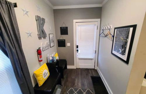 Downtown Kzoo with 3rd Floor Arcade Room - Foto 68