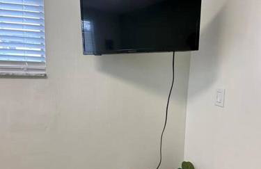 Miami Coral Gables Studio near Airport and Beaches - Photo 2