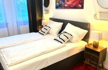 BIG New 7Rooms City Center APARTMENTS and Suites - Foto 40