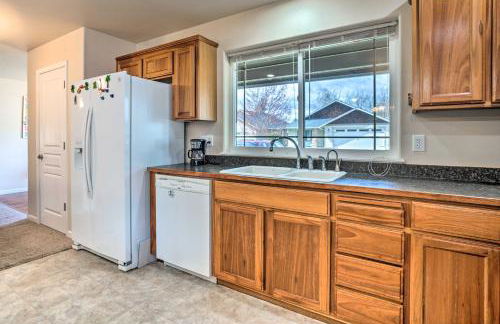 Grants Pass Home 1 Mi to Downtown and Rogue River! - Foto 10