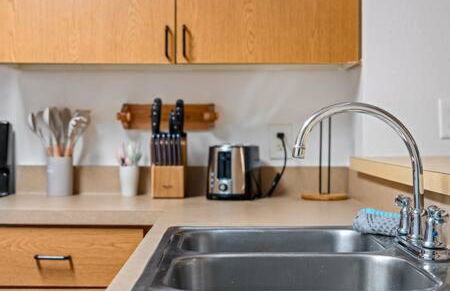 2 MI to USF + Long Term Stays allowed + Gym + Pool - Foto 38