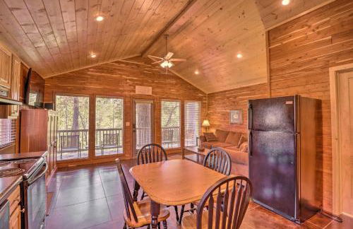 Heber Springs Cabin with Deck and River Views! - Foto 12