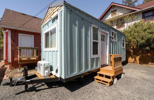 Stay Portland - The Tiny Farmhouse on Alberta - Photo 12