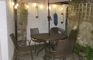 Fermaine, 50m from sea, garden, dogs, town centre - Photo 38