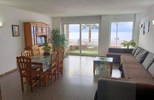 Piso Jover alojamiento en primera línea del Mar !! - Foto 21