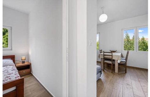 1 Bedroom Gorgeous Apartment In Zlarin - Photo 14