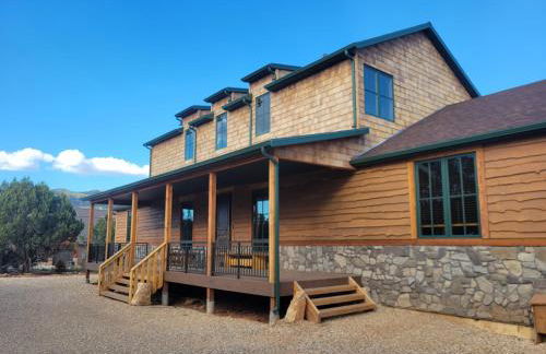 East Zion Trails Retreat-Hot tub, Resort Amenities, Exceptional - Photo 28