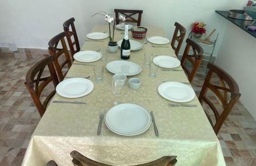 Linda casa em Guaiúba, Guarujá, 2 suites e piscina - Foto 5