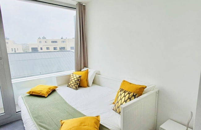 New 2 bedrooms Penthouse in Center - Photo 3