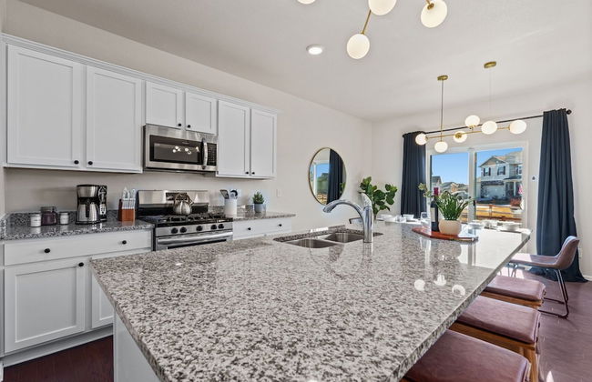 New! Family-friendly Home w/ Pool Table, King Beds - Photo 14